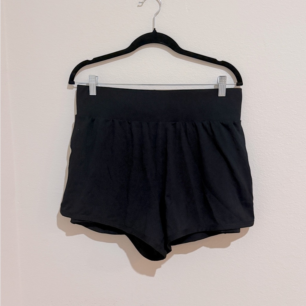 Fabletics Olesia Black Athletic Shorts